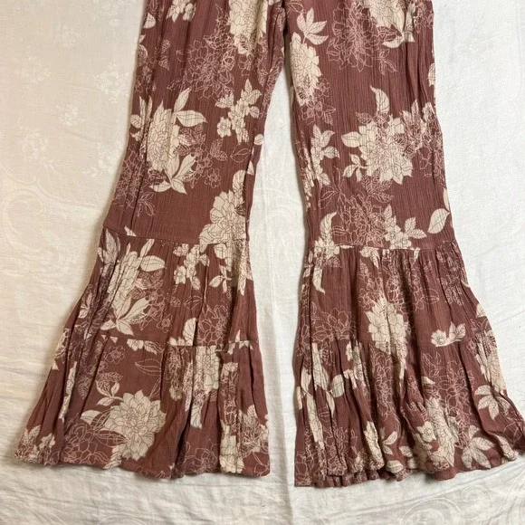 Mimi Chica Floral Jumpsuit - Brown and Cream - Picture 2 of 13